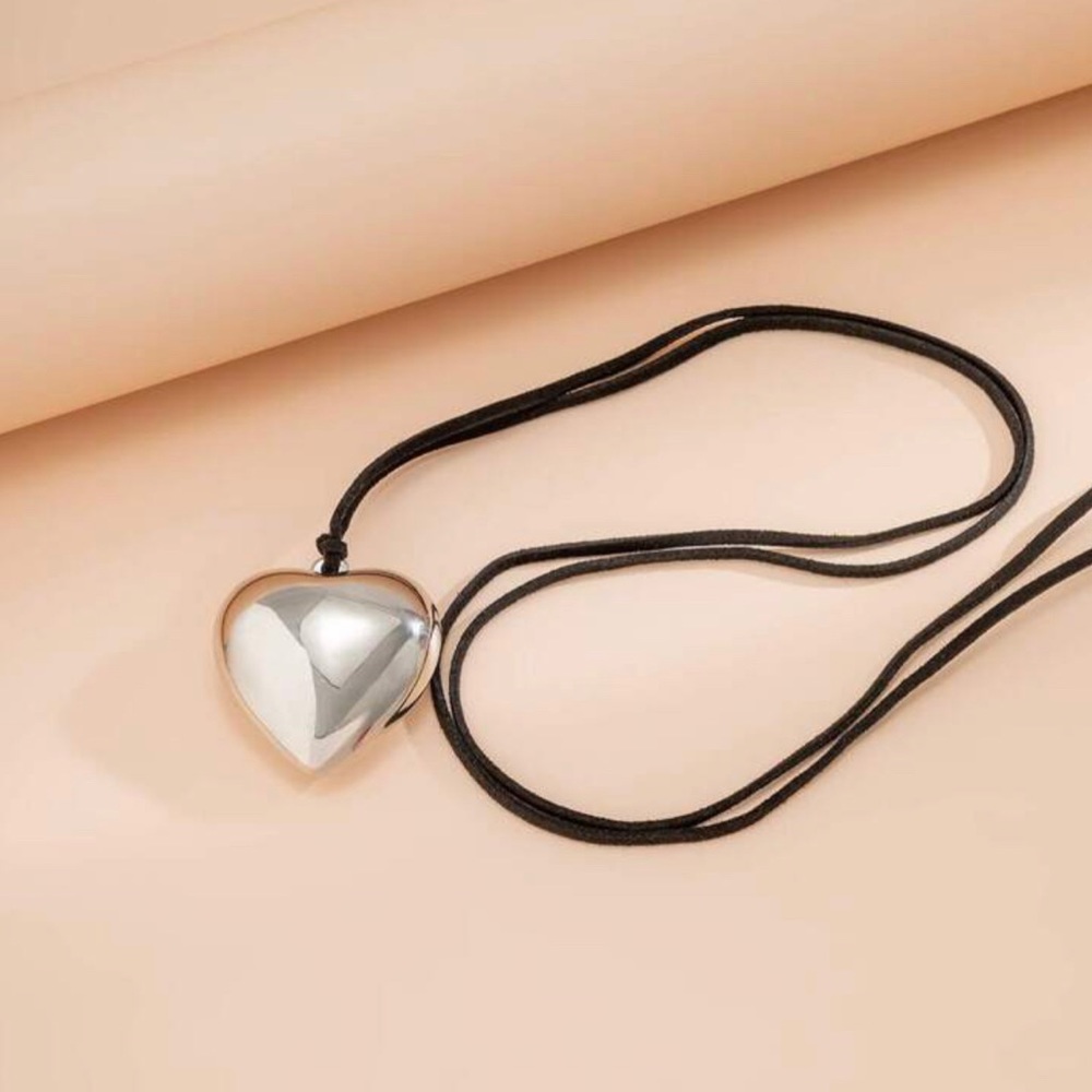 Silver Heart Pendant Necklace - Picture 3 of 5